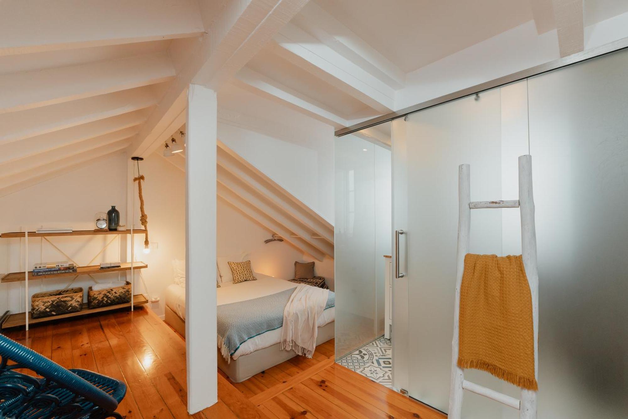 Stylish Getaway In A Mezzanine Flat By The Castle Apartment ลิสบอน ภายนอก รูปภาพ